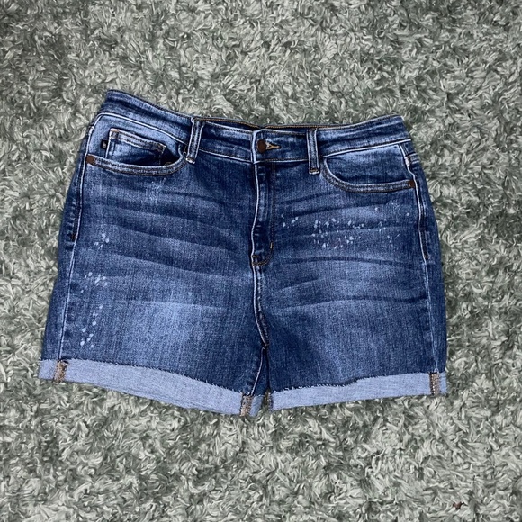 Judy Blue boyfriend Denim shorts - Picture 1 of 4